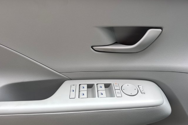 New 2026 Hyundai Kona SEL Sport FWD image 10