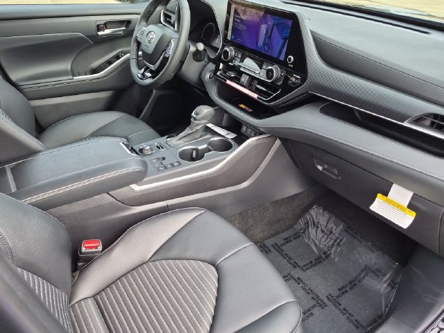 Certified 2026 Toyota Highlander XSE AWD/4WD image 33