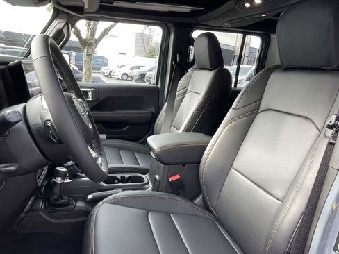 New 2026 Jeep Wrangler Unlimited Sahara AWD/4WD image 19