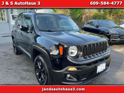 Used 2017 Jeep Renegade Altitude AWD/4WD image 1