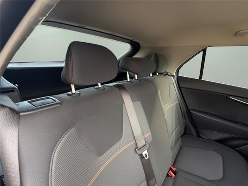 Used 2025 Kia Niro LX FWD image 22