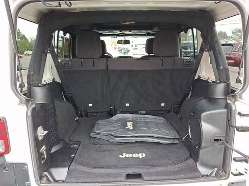 Used 2014 Jeep Wrangler Unlimited Sahara w/ Dual Top Group image 28