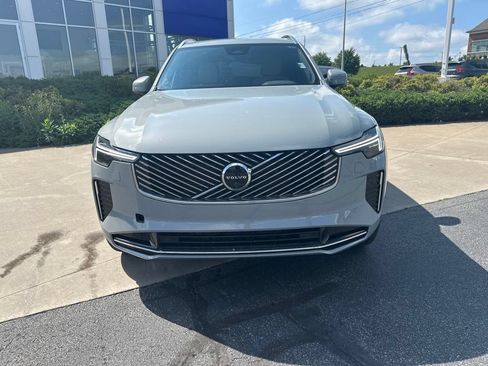 Used 2026 Volvo XC90 B6 Plus AWD/4WD image 2