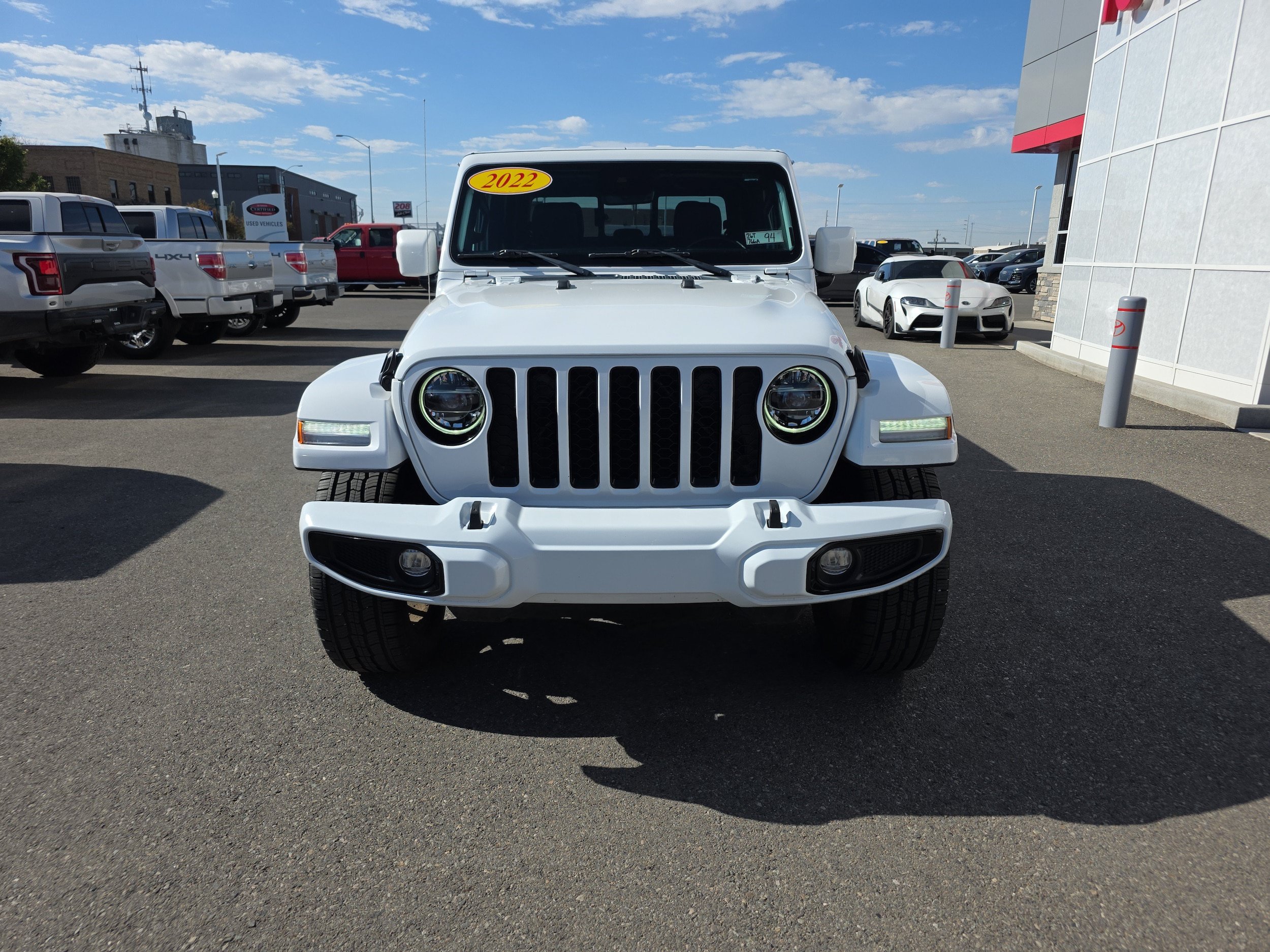 Used 2022 Jeep Gladiator Overland AWD/4WD image 4