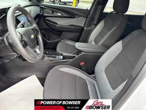 Certified 2023 Chevrolet TrailBlazer LT w/ Convenience Package AWD/4WD image 9