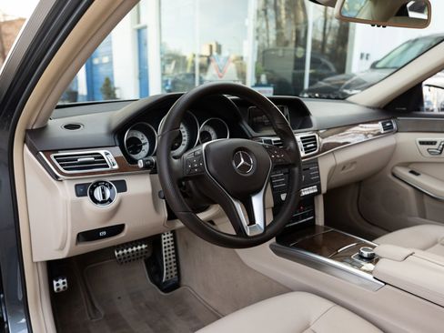 Used 2016 Mercedes-Benz E 350 Sedan image 18