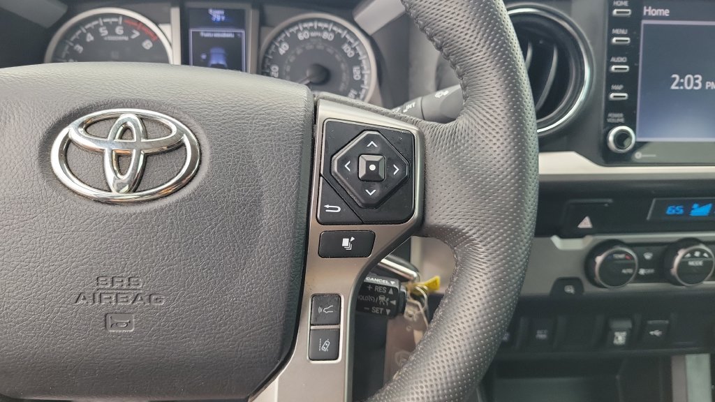 Used 2022 Toyota Tacoma SR5 w/ Technology Package RWD image 19