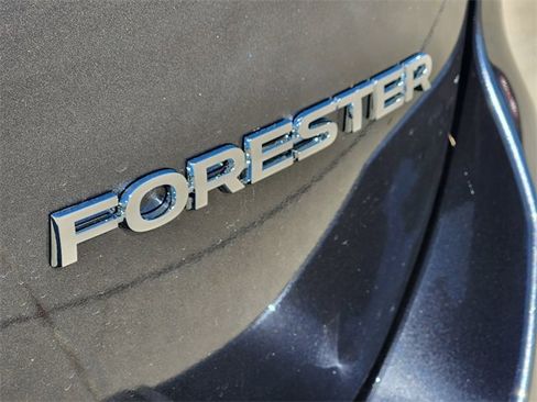 Used 2019 Subaru Forester Limited image 10