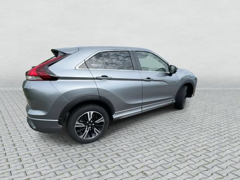 Used 2024 Mitsubishi Eclipse Cross SEL AWD/4WD image 8