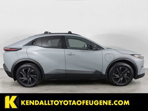 Certified 2026 Toyota C-HR AWD/4WD image 4