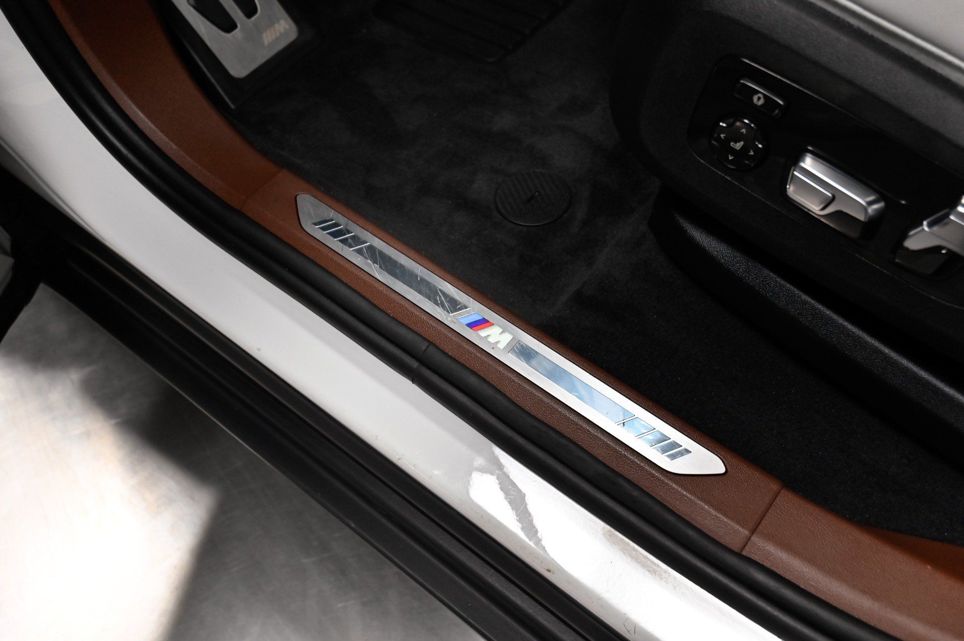 Used 2024 BMW XM AWD/4WD image 42