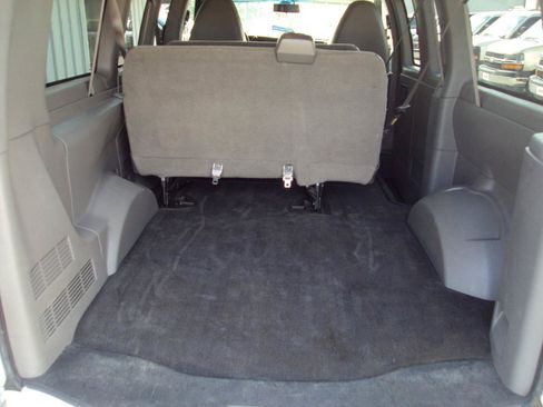 Used 2014 Chevrolet Express 1500 LT w/ LT Preferred Equipment Group AWD/4WD image 8