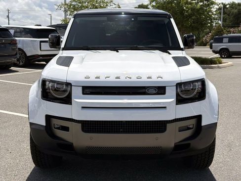 New 2026 Land Rover Defender 110 S AWD/4WD image 8