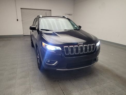 Used 2019 Jeep Cherokee Limited image 14