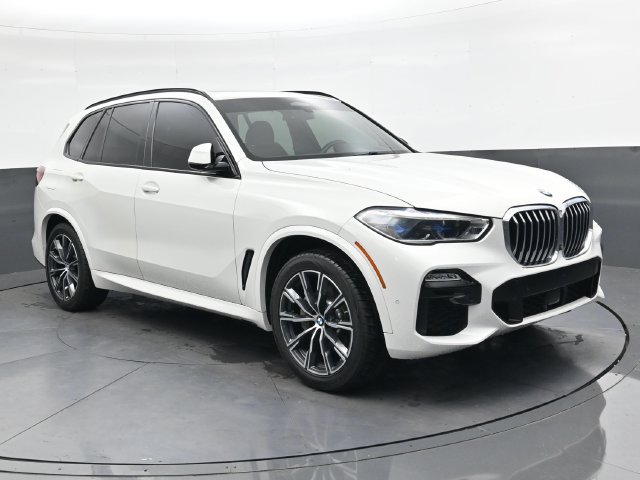 Used 2019 BMW X5 xDrive40i w/ M Sport Package AWD/4WD image 2