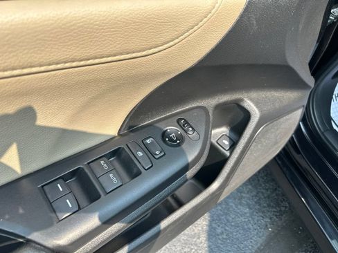 Used 2017 Honda Civic Touring image 11