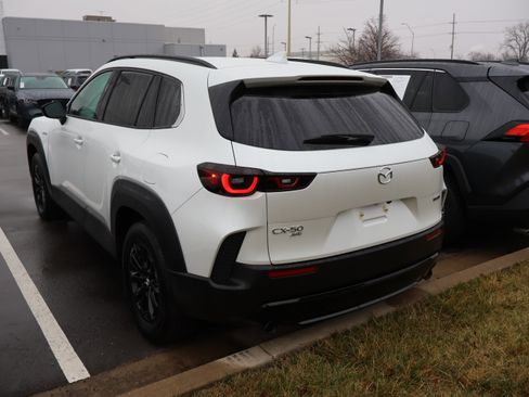Used 2025 MAZDA CX-50 AWD 2.5 Hybrid w/ Premium Pkg image 4