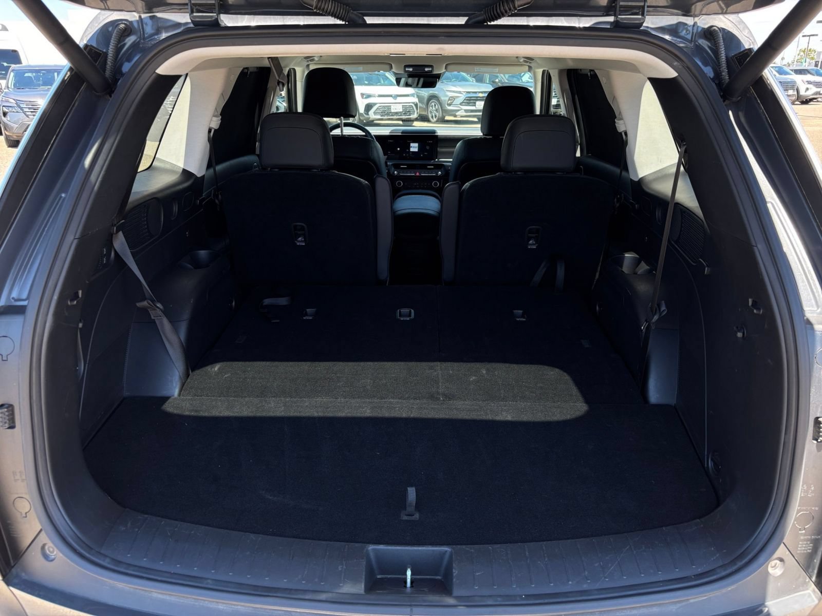 Used 2026 Hyundai Palisade SEL FWD image 34