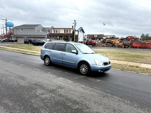 Used 2012 Kia Sedona EX w/ Luxury Pkg image 12