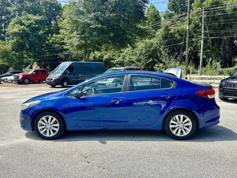 Used 2018 Kia Forte LX FWD image 4