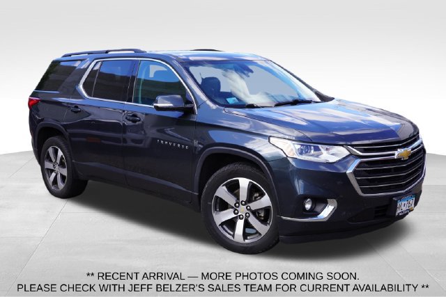 Used 2019 Chevrolet Traverse LT w/ LT Premium Package AWD/4WD image 1