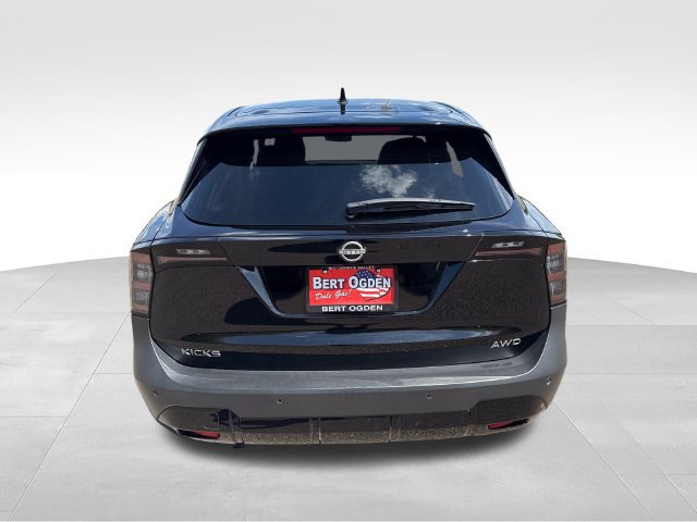 Certified 2025 Nissan Kicks SV AWD/4WD image 7