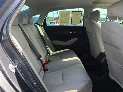 Used 2023 Honda Accord EX image 12