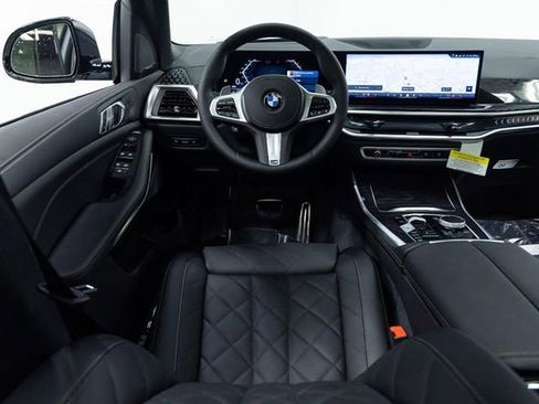 New 2026 BMW X5 xDrive40i w/ M Sport Package AWD/4WD image 4