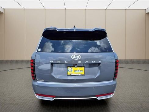 New 2026 Hyundai Palisade Calligraphy FWD image 8