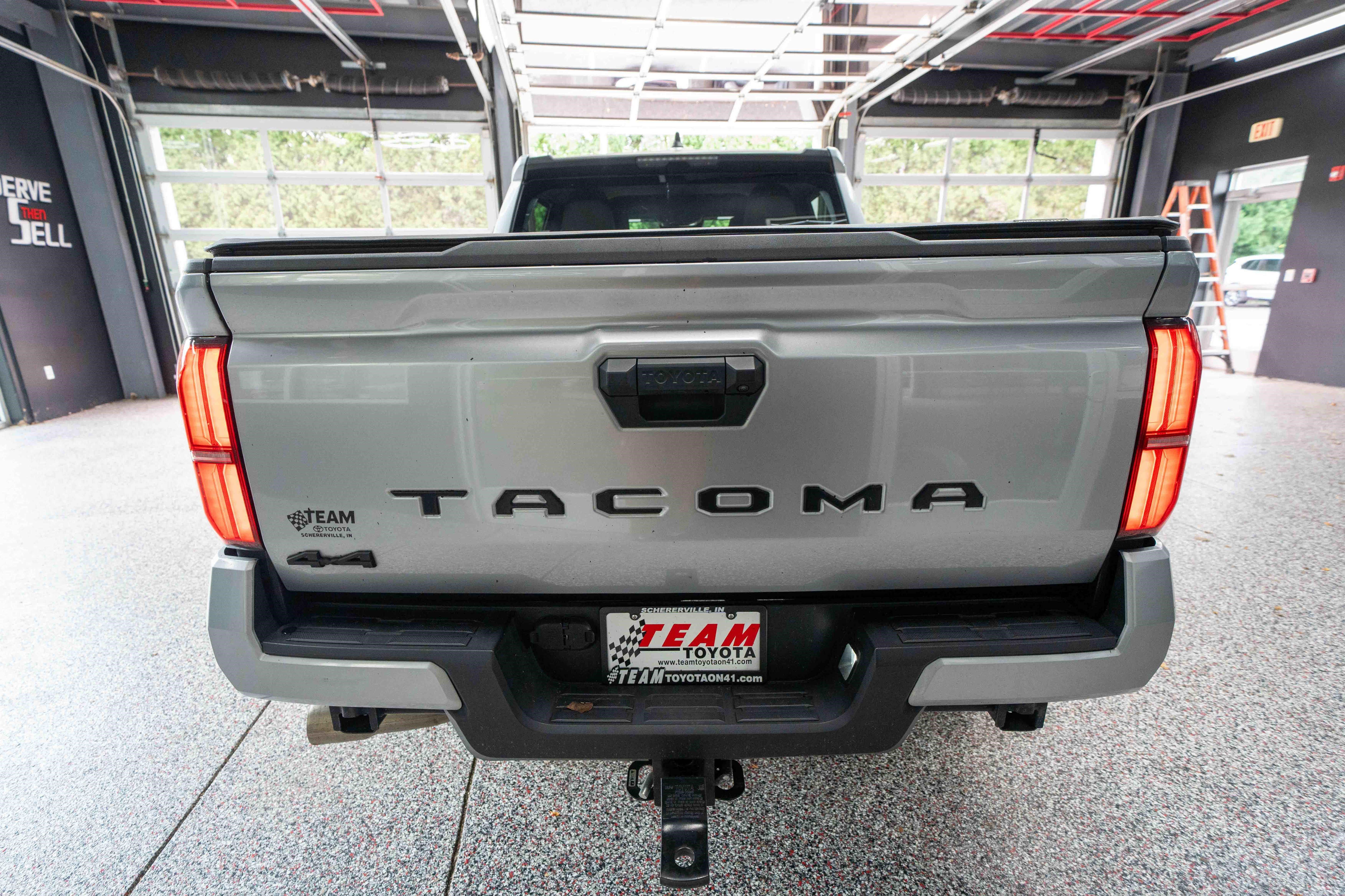 Used 2024 Toyota Tacoma SR5 AWD/4WD image 3