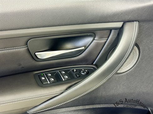Used 2017 BMW M3 RWD image 24