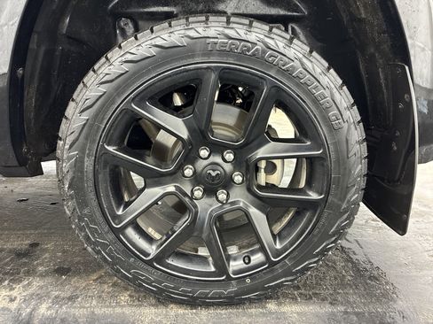 Used 2020 RAM 1500 Laramie AWD/4WD image 26
