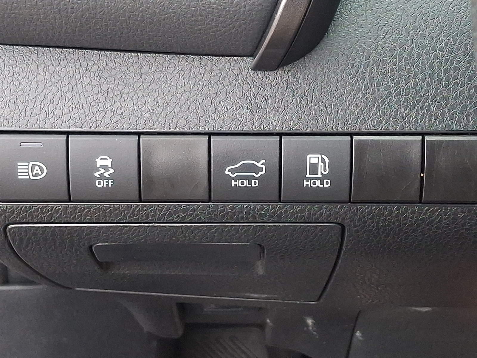 Used 2023 Toyota Camry LE AWD/4WD image 24
