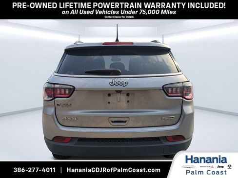Used 2022 Jeep Compass Latitude AWD/4WD image 4
