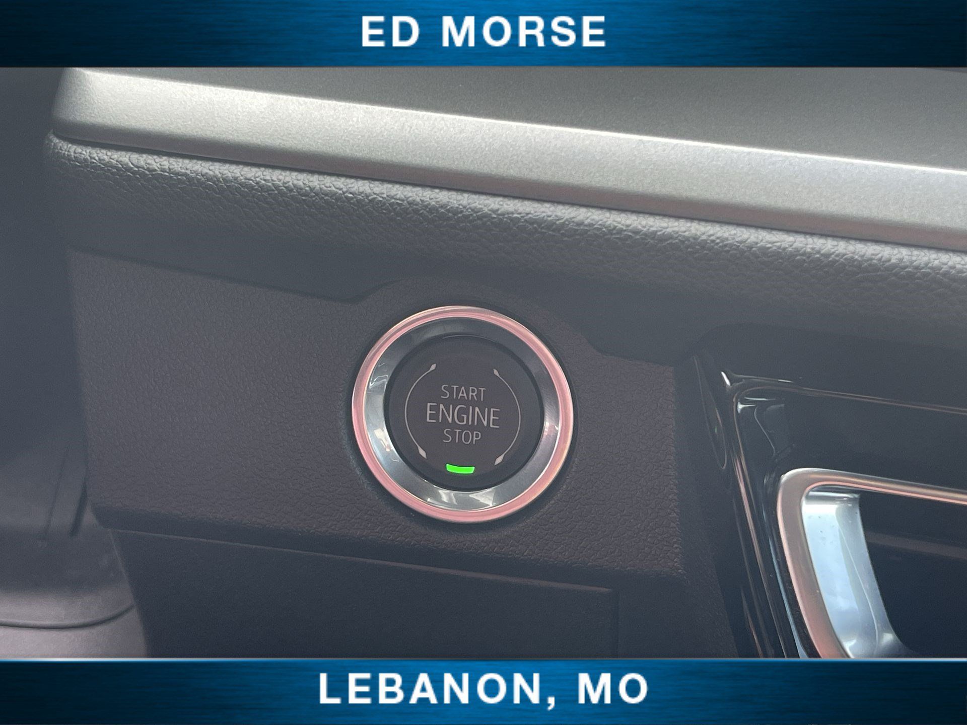 Used 2026 Chevrolet Traverse LT w/ Sun and Wheel Package FWD image 16