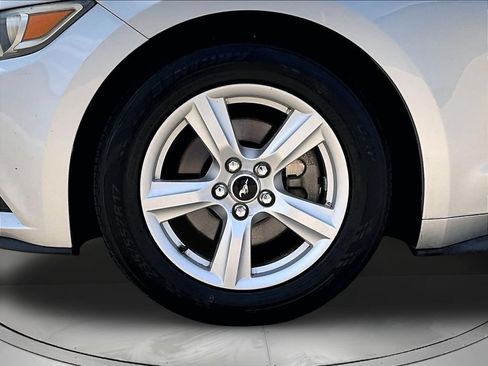 Used 2016 Ford Mustang Coupe RWD image 35