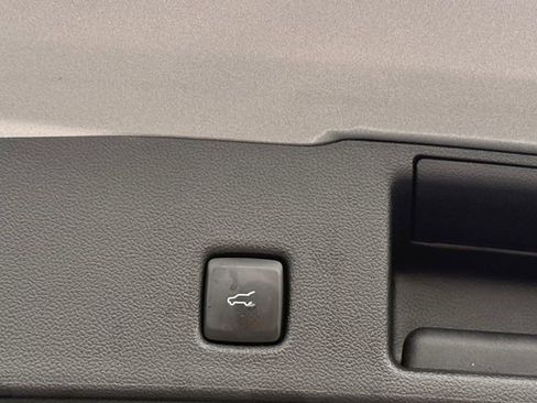 Certified 2024 Ford Escape ST-Line w/ Tech Pack #1 AWD/4WD image 28