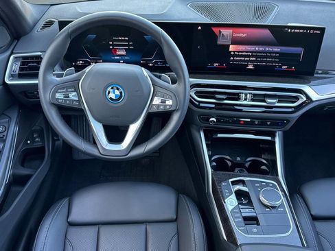 Used 2023 BMW 330e 330e w/ Driving Assistance Package image 28