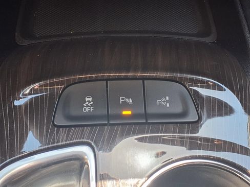 Used 2024 Chevrolet Malibu LT FWD image 10
