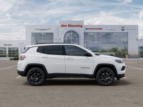 New 2026 Jeep Compass Latitude AWD/4WD image 21