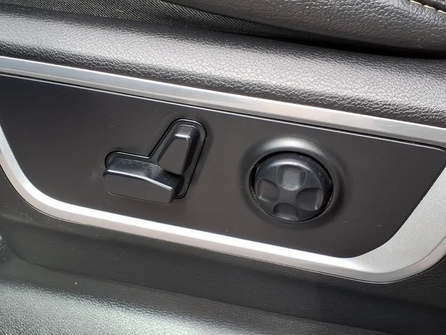 Used 2020 RAM 1500 Laramie AWD/4WD image 16