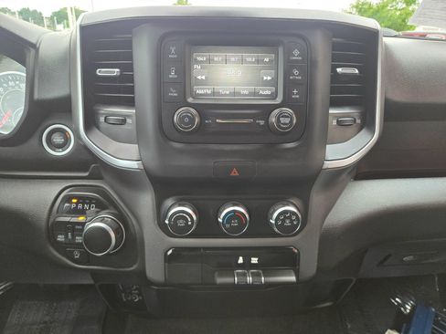 Used 2023 RAM 1500 Big Horn AWD/4WD image 11