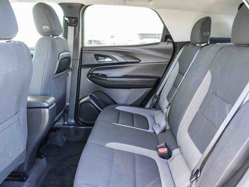 Used 2023 Chevrolet TrailBlazer LT image 18