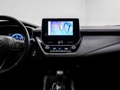 Used 2024 Toyota Corolla XSE FWD image 13