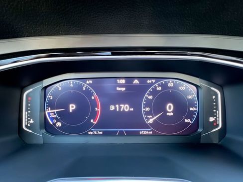 Certified 2021 Volkswagen Jetta SEL Premium image 15