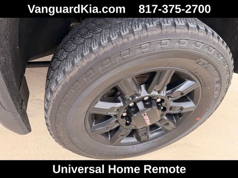 Used 2024 GMC Sierra 2500 AT4 w/ AT4 Premium Plus Package image 11