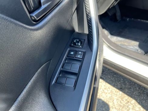 Used 2021 Toyota RAV4 SE w/ Weather & Moonroof Package AWD/4WD image 22