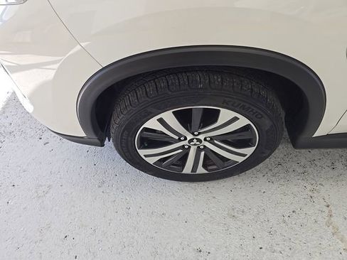 Used 2021 Mitsubishi Outlander Sport ES image 9