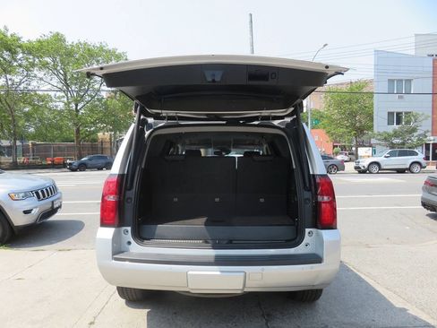 Used 2016 Chevrolet Tahoe LT w/ Luxury Package AWD/4WD image 24