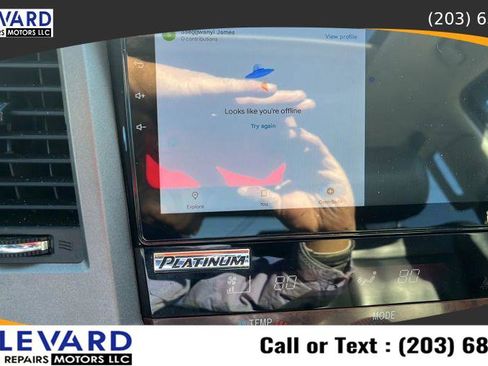 Used 2011 Toyota Tundra Limited w/ Platinum Pkg image 34